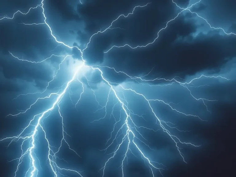 Lightning Storm Spiritual Meaning: Embracing the Power of Nature